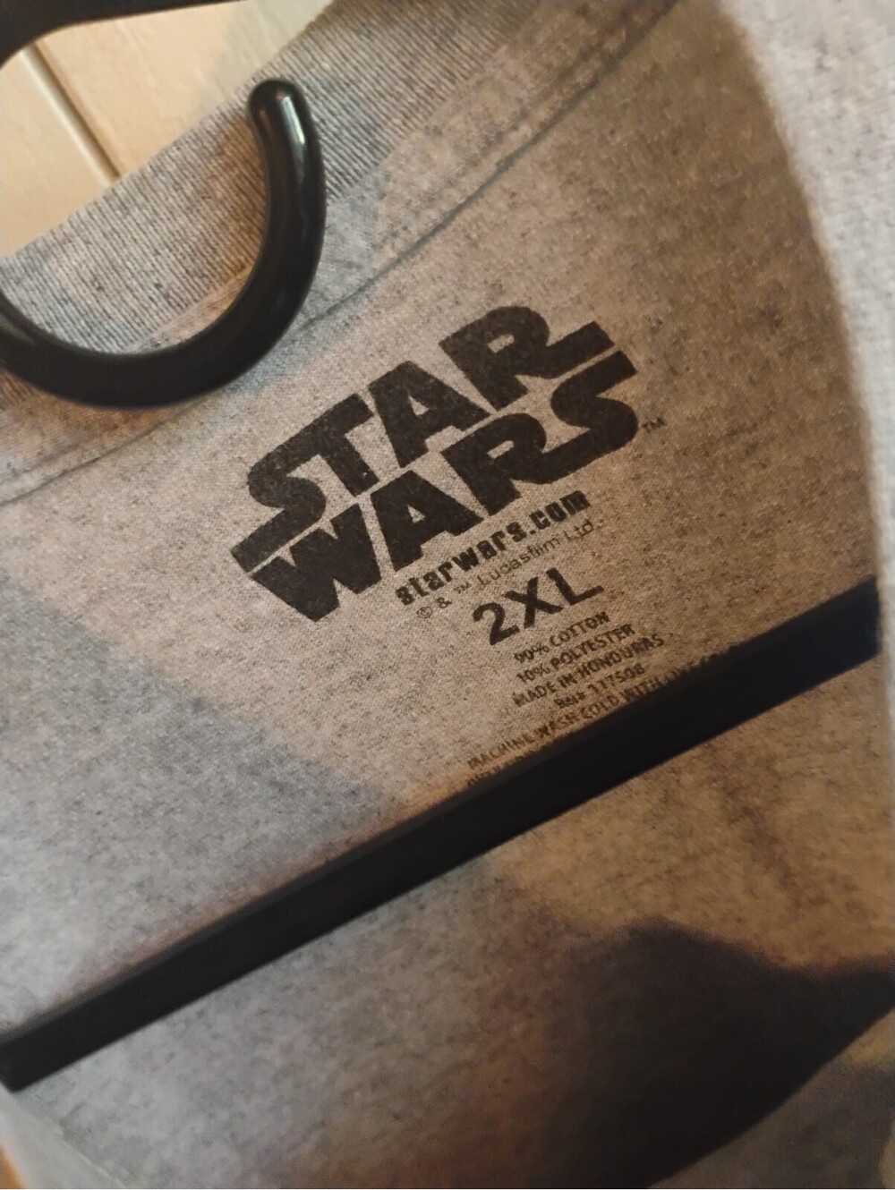 Star Wars The Mandalorian Grogu Baby Yoda Graphic Cropped T-Shirt Size 2XL - Picture 5 of 8